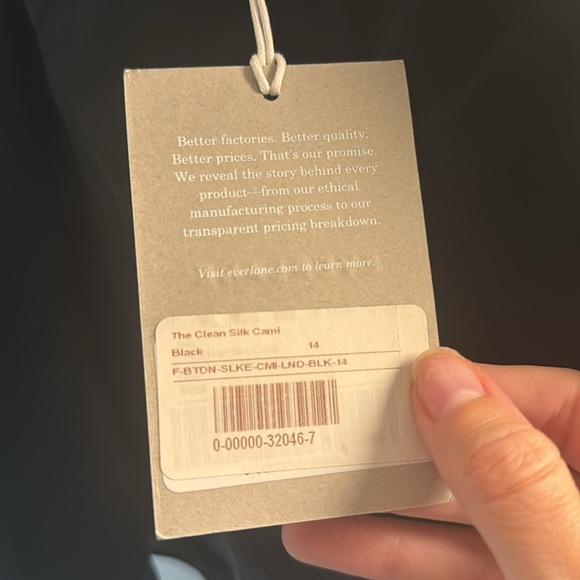 NWT Everlane The Clean Silk Cami Tank Top Women Black Blouse size 14 - Picture 3 of 7